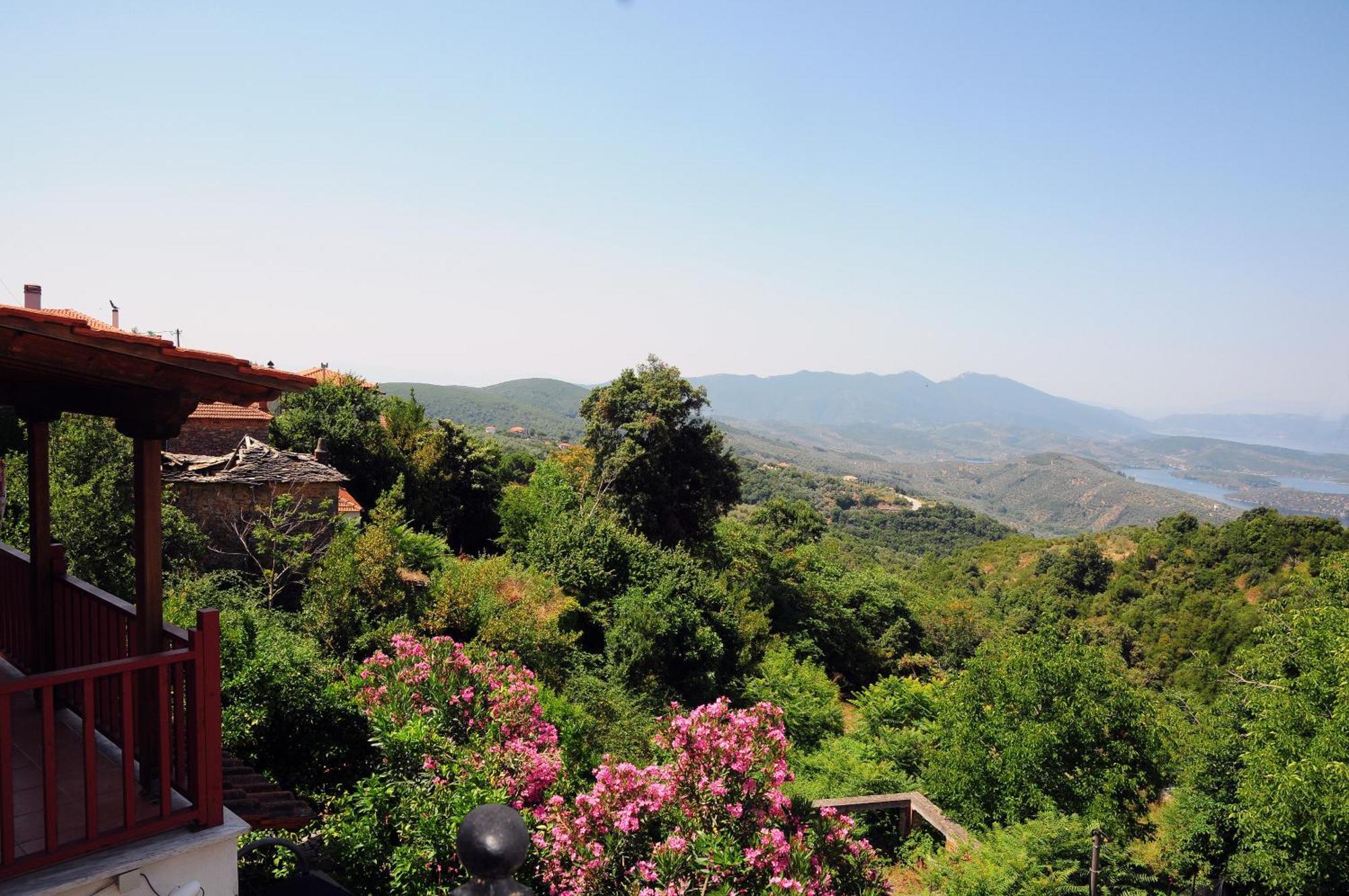 Archontiko Parisis Hotel Lafkos Luaran gambar