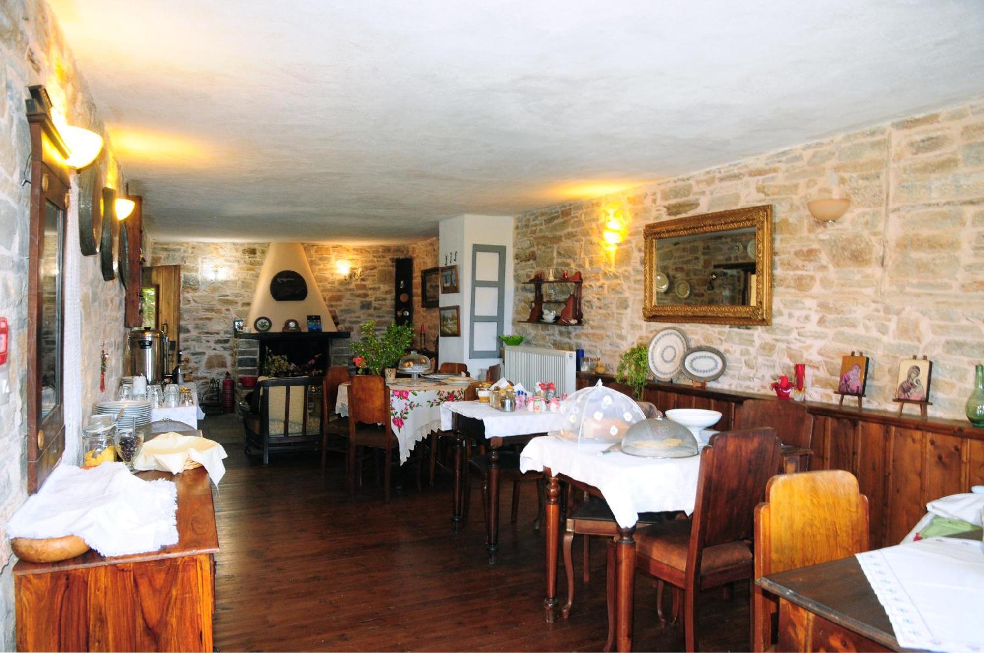Archontiko Parisis Hotel Lafkos Luaran gambar