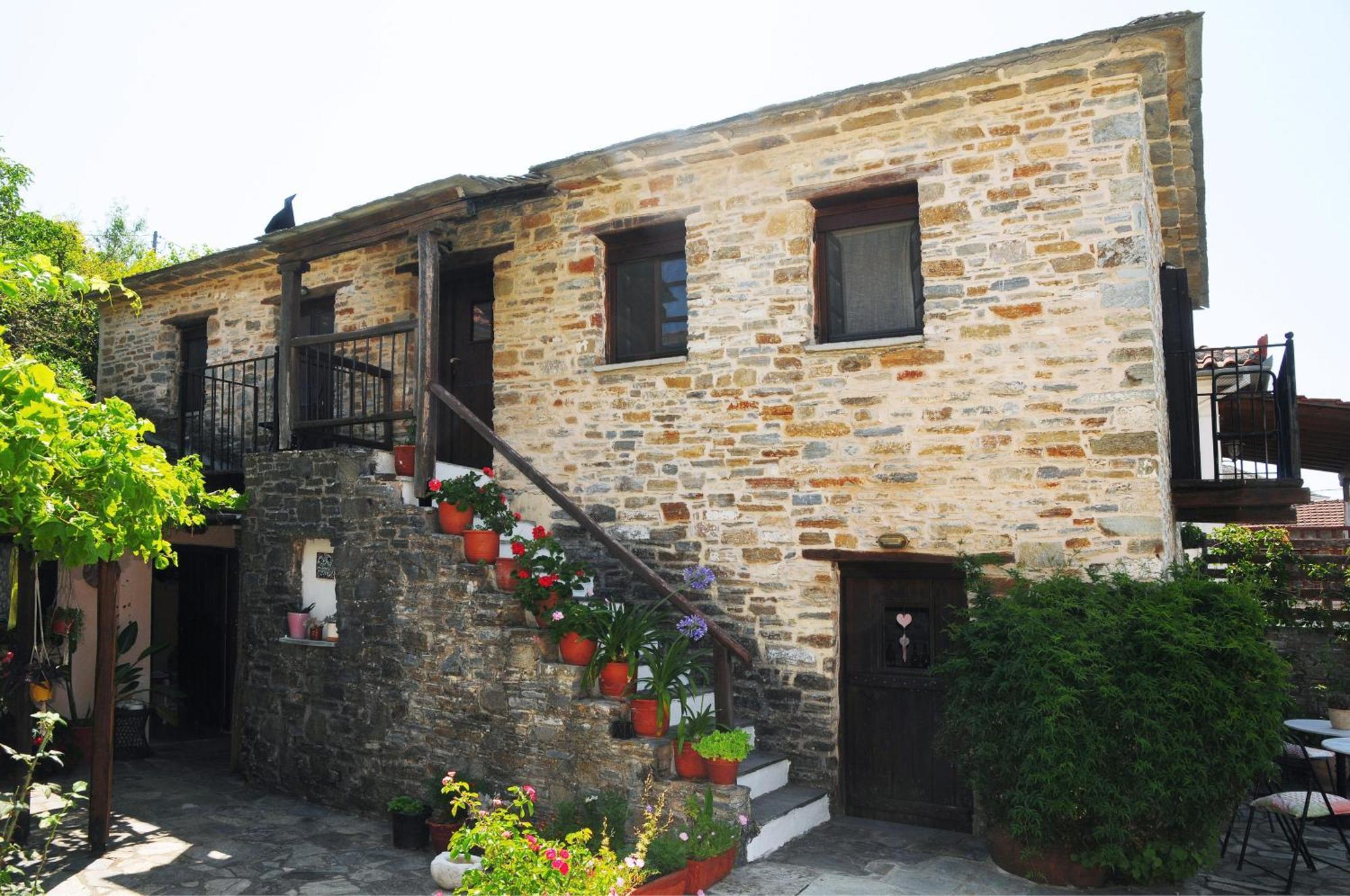 Archontiko Parisis Hotel Lafkos Luaran gambar