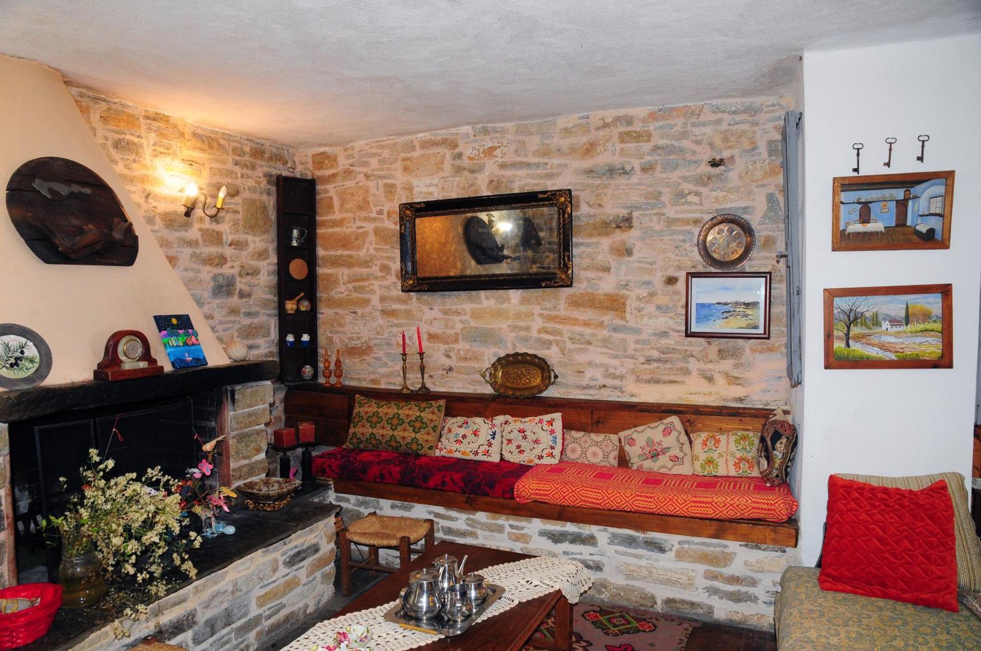 Archontiko Parisis Hotel Lafkos Luaran gambar