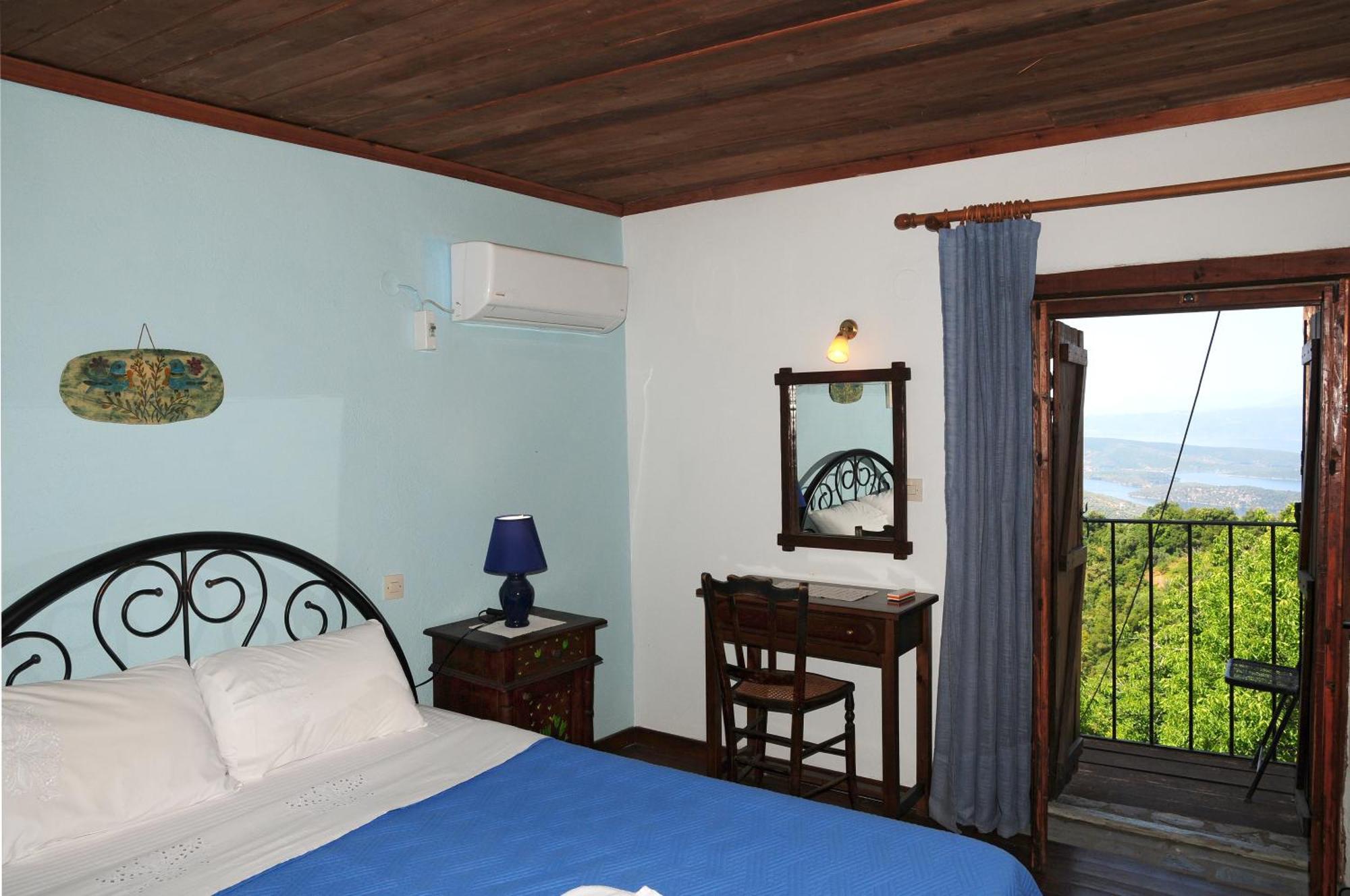 Archontiko Parisis Hotel Lafkos Luaran gambar