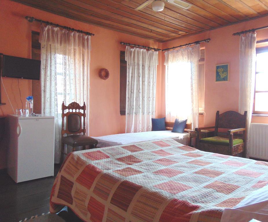 Archontiko Parisis Hotel Lafkos Luaran gambar