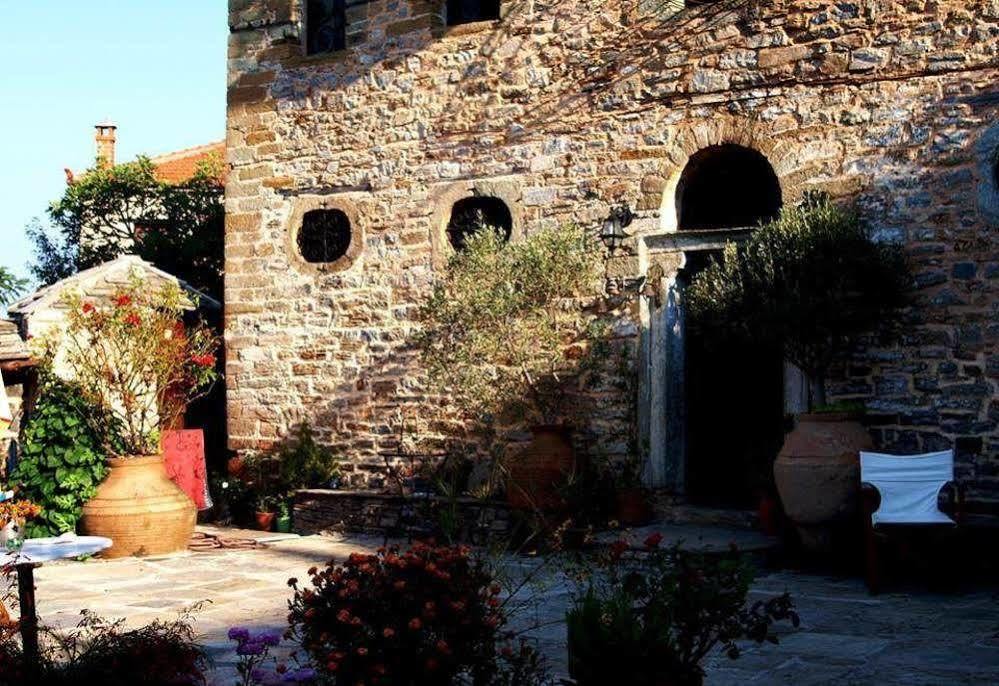 Archontiko Parisis Hotel Lafkos Luaran gambar