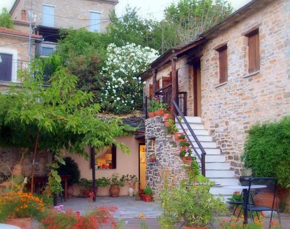 Archontiko Parisis Hotel Lafkos Luaran gambar
